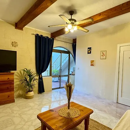 Mystic Flowers & Pool Villa