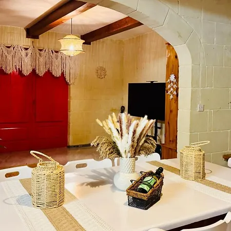 Villa Mystic Flowers & Pool