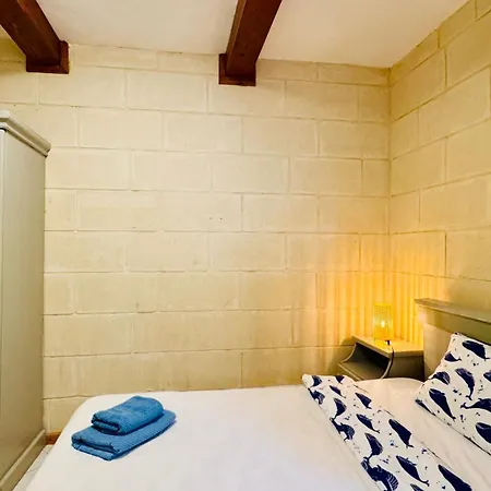 Mystic Flowers & Pool