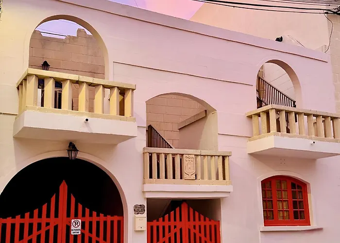 Mystic Flowers & Pool فيلة