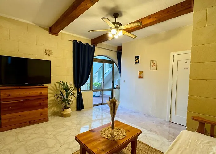 Mystic Flowers & Pool فيلة