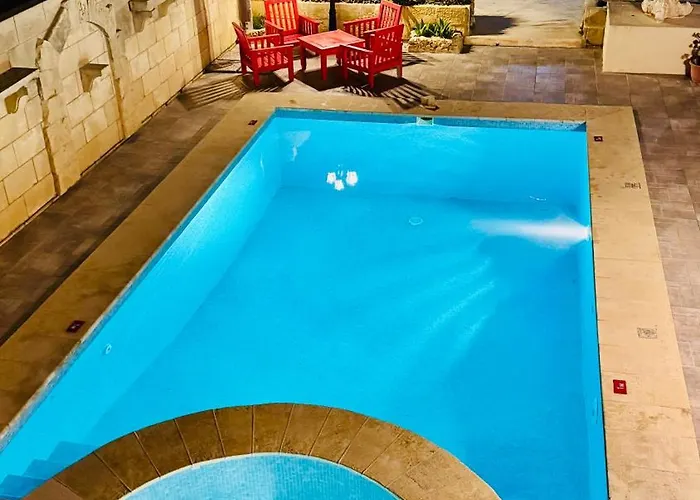 Vila Mystic Flowers & Pool *