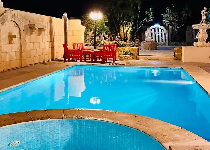 Vila Mystic Flowers & Pool *